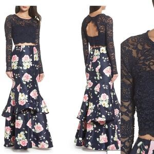 Floral & Lace Two-Piece Gown
SEQUIN HEARTS NEW. Size 7